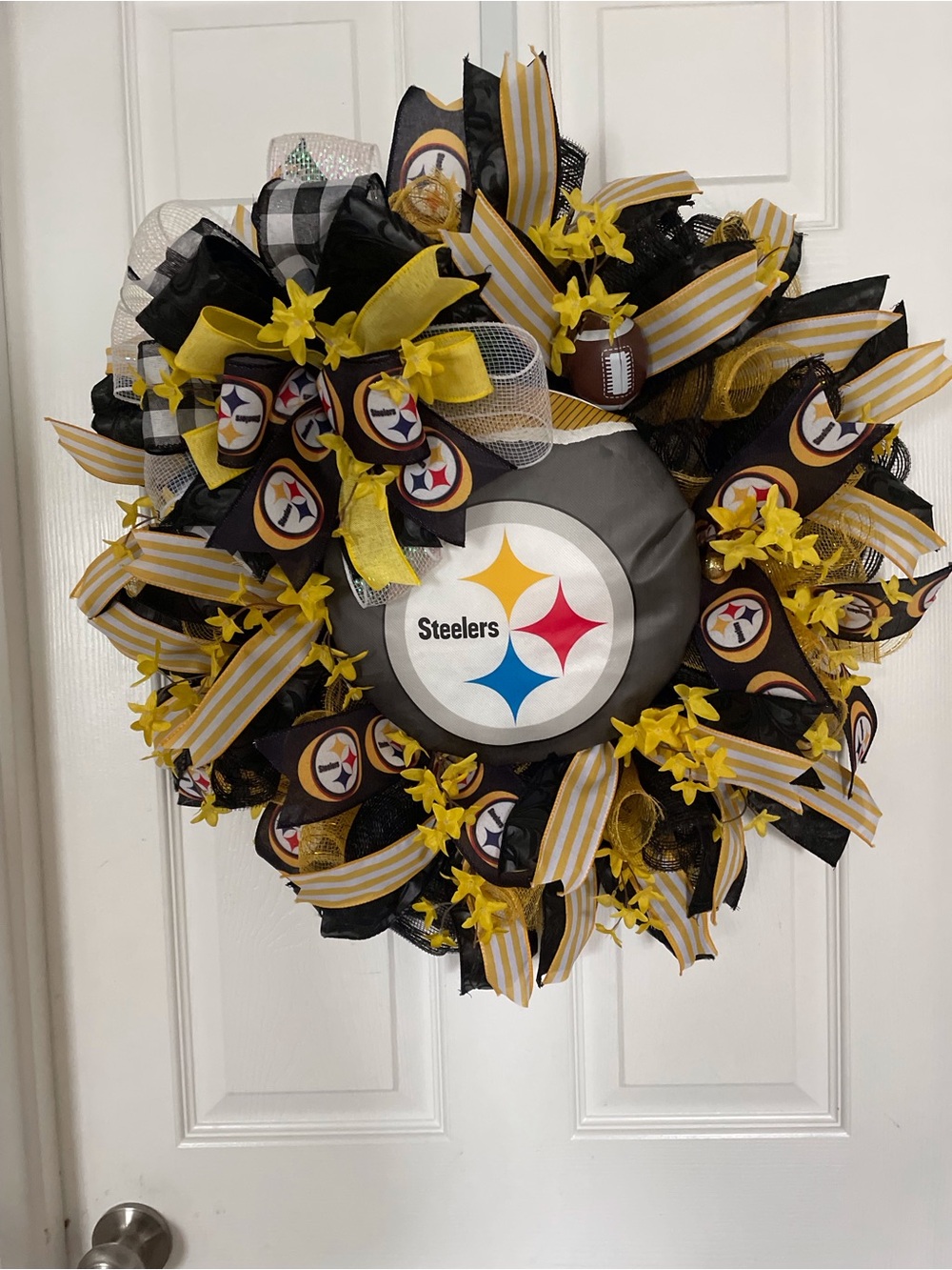 Pittsburgh Black and Yellow Decorative Wreath